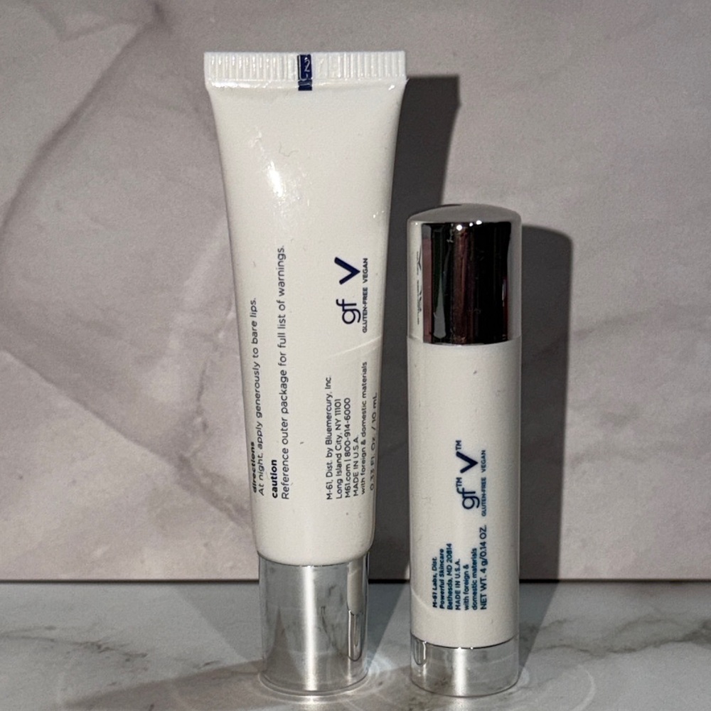 m-61 Powerful LipBundle/Perfect Lip Exfoliator+Hydraboost Lip T’ment F/S NIB! - Picture 3 of 6